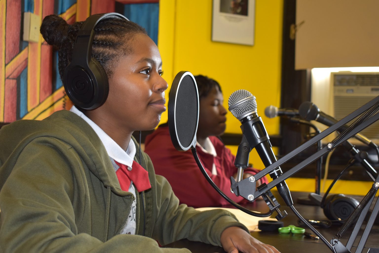 Alcorn-Radio-Pic